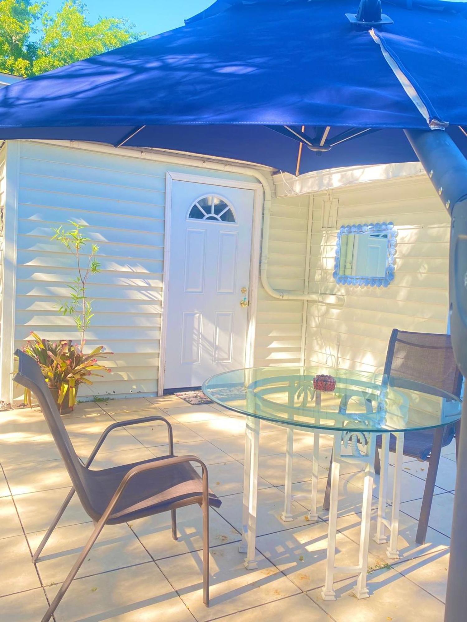 Cozy Studio Only 10 Minutes By Car Of Siesta Key Sarasota Zewnętrze zdjęcie